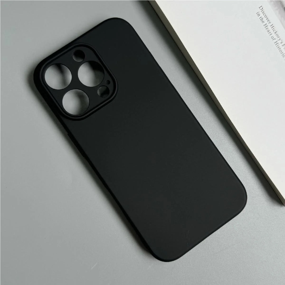 Capa em Silicone Maleável para iPhone 16 Pro Max Preta