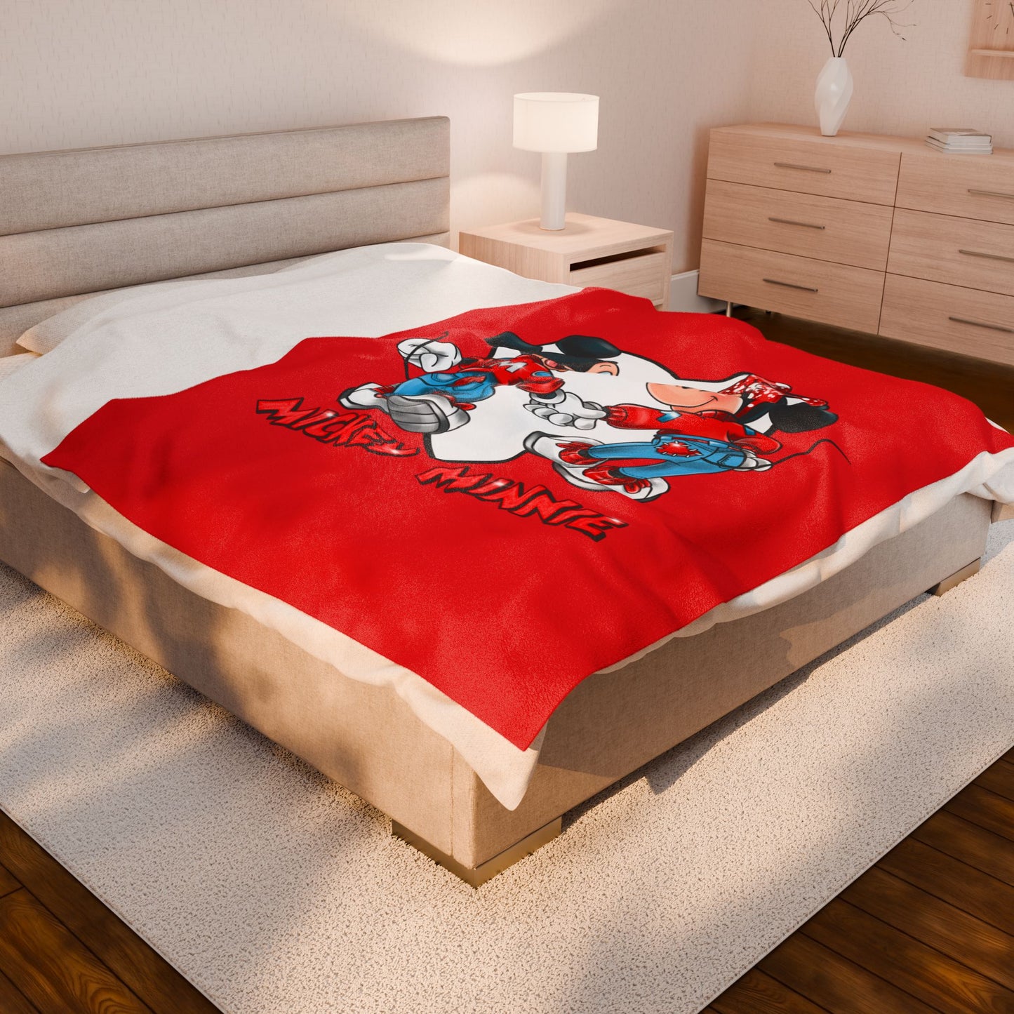 Mickey and Minnie Velveteen Plush Blanket - Cozy Blanket for Kids & Disney Fans, Perfect for Birthdays, Movie Nights, Gifts