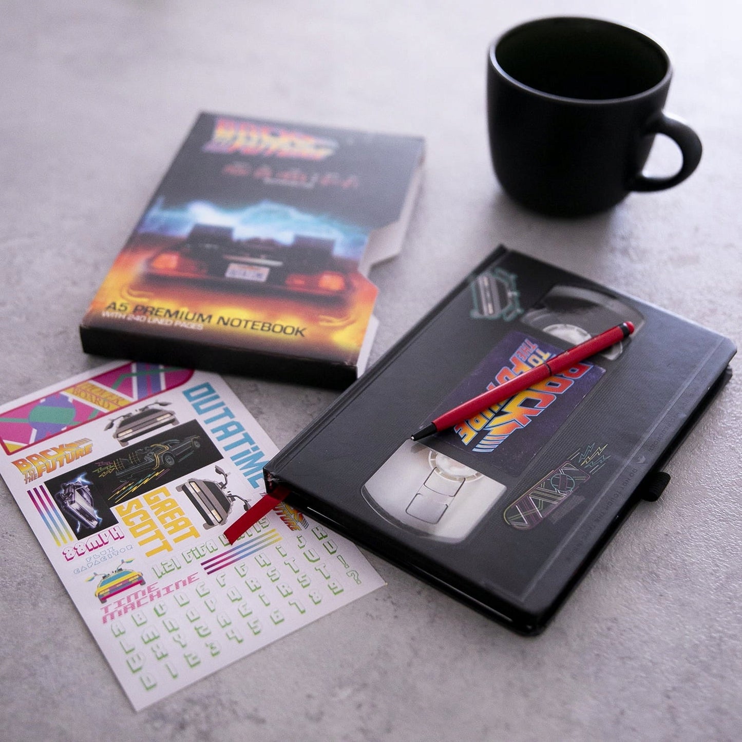 Caderno A5 Premium Regresso ao Futuro Delorean VHS