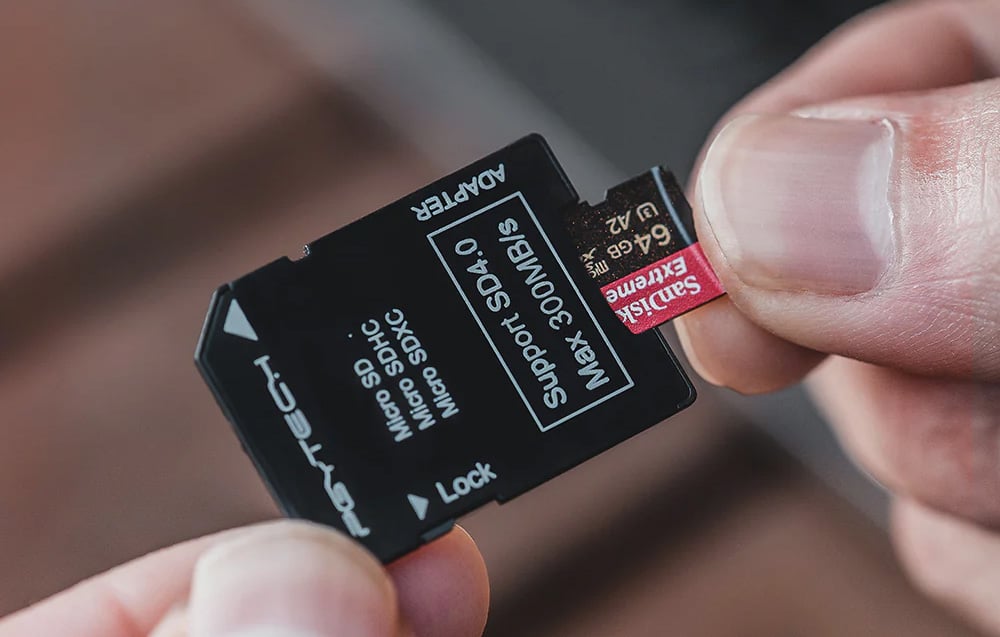 Leitor de Cartão PGYTECH CreateMate | CFexpress Tipo B + SD Preto