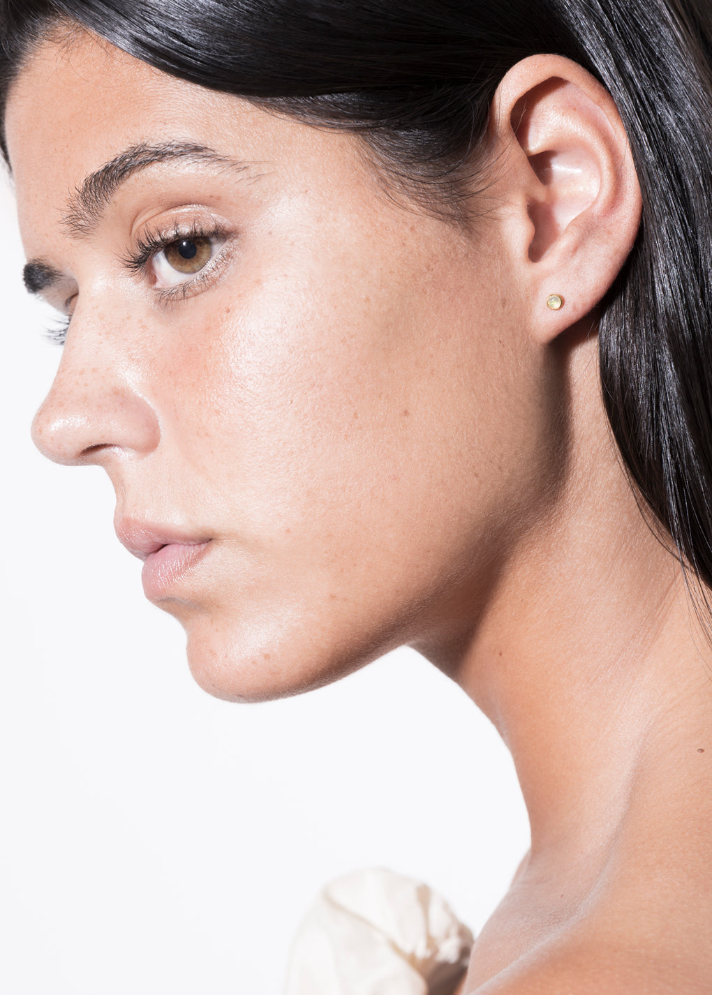 balalai stud 18k opala