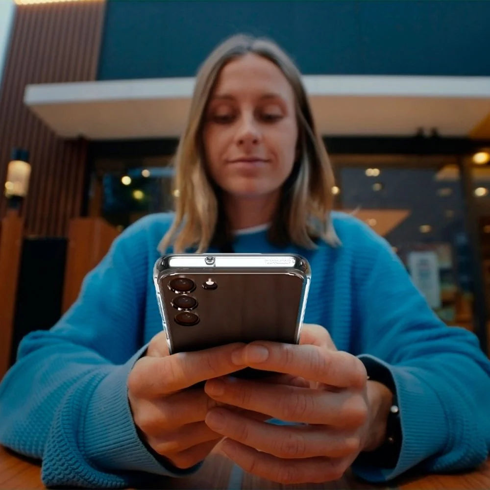 Capa Ultra Híbrida Spigen Transparente para Samsung Galaxy S23