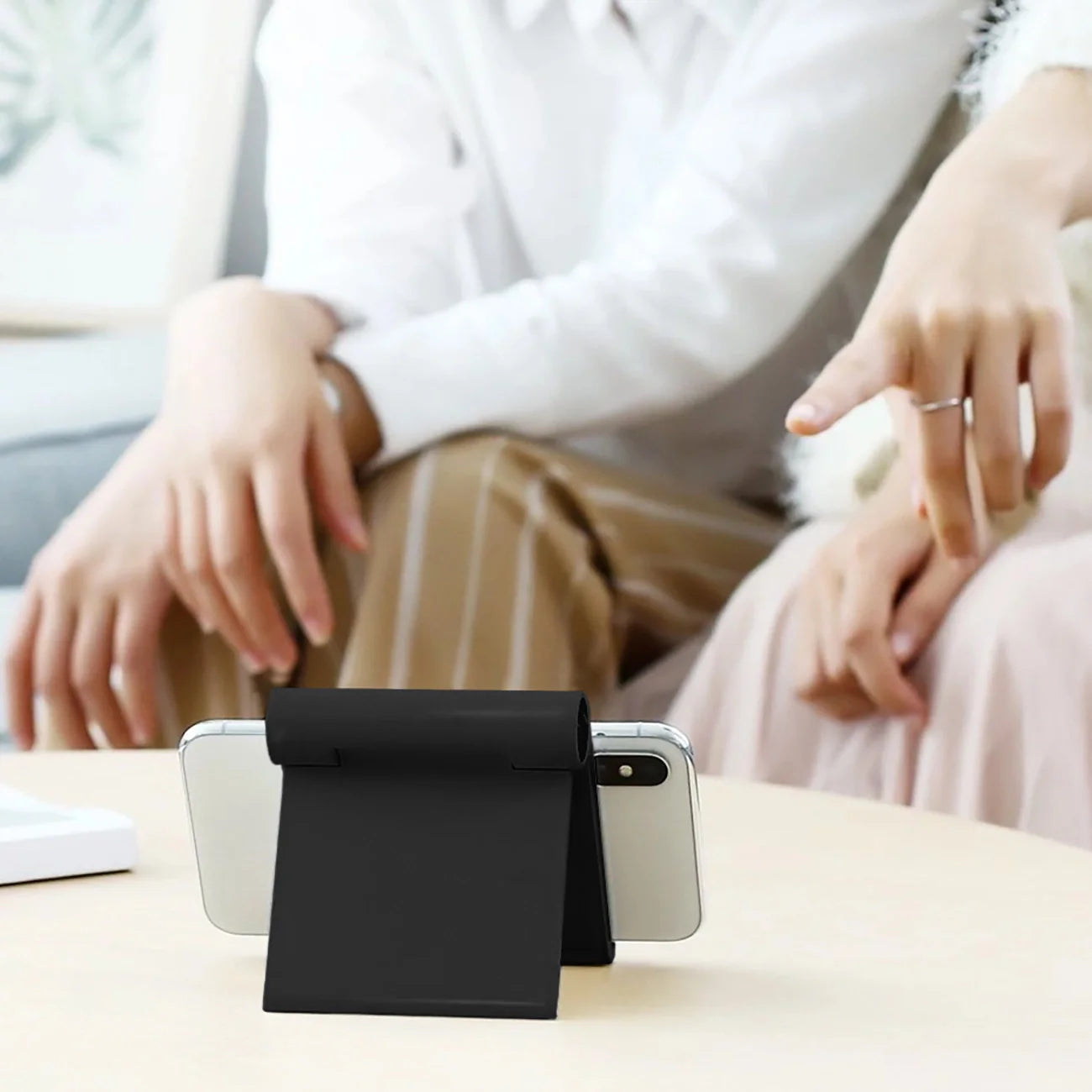 Suporte de Secretária Ugreen / Preto / Para Telefone 4-7.9"