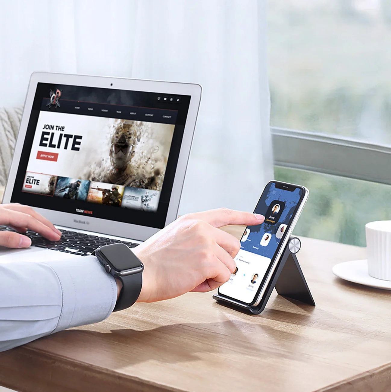 Suporte de Secretária Ugreen / Preto / Para Telefone 4-7.9"