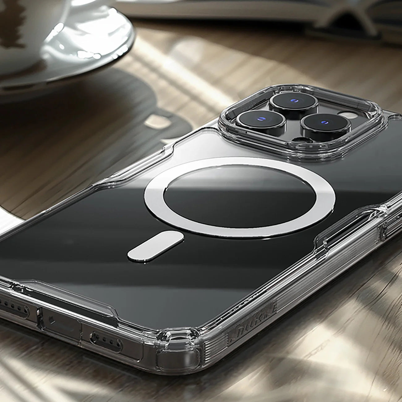 Capa Magnética Nillkin Transparente para iPhone 16 Pro com MagSafe