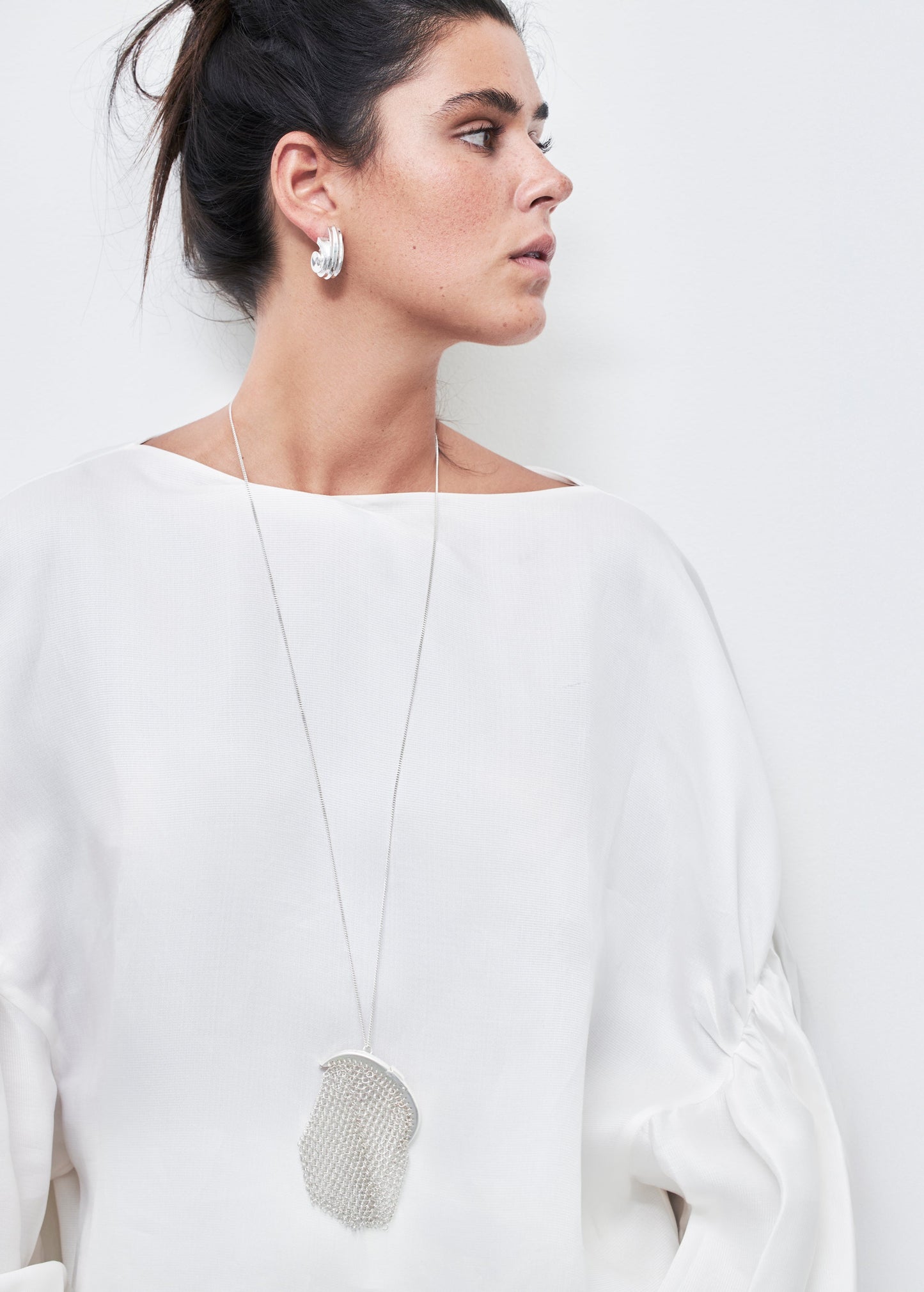 mesh wallet necklace