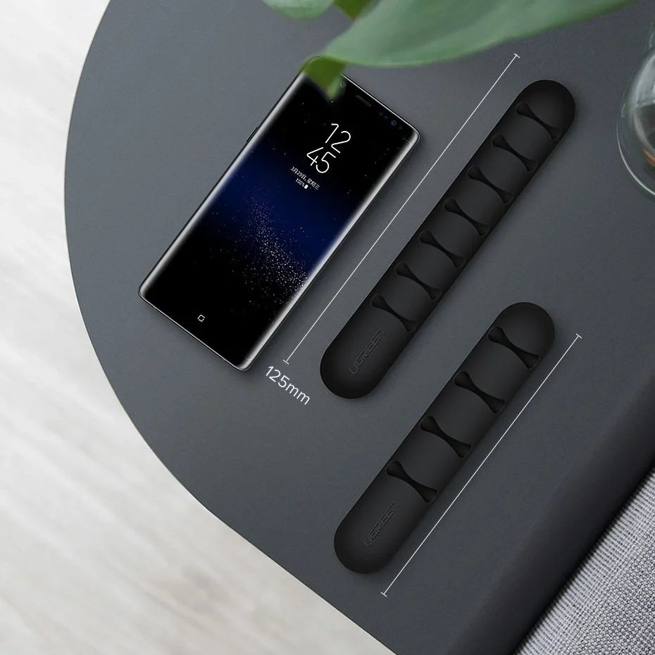 Ugreen 30762 Organizer Auto-Adesivo para 4 Cabos - Preto / 2 Peças