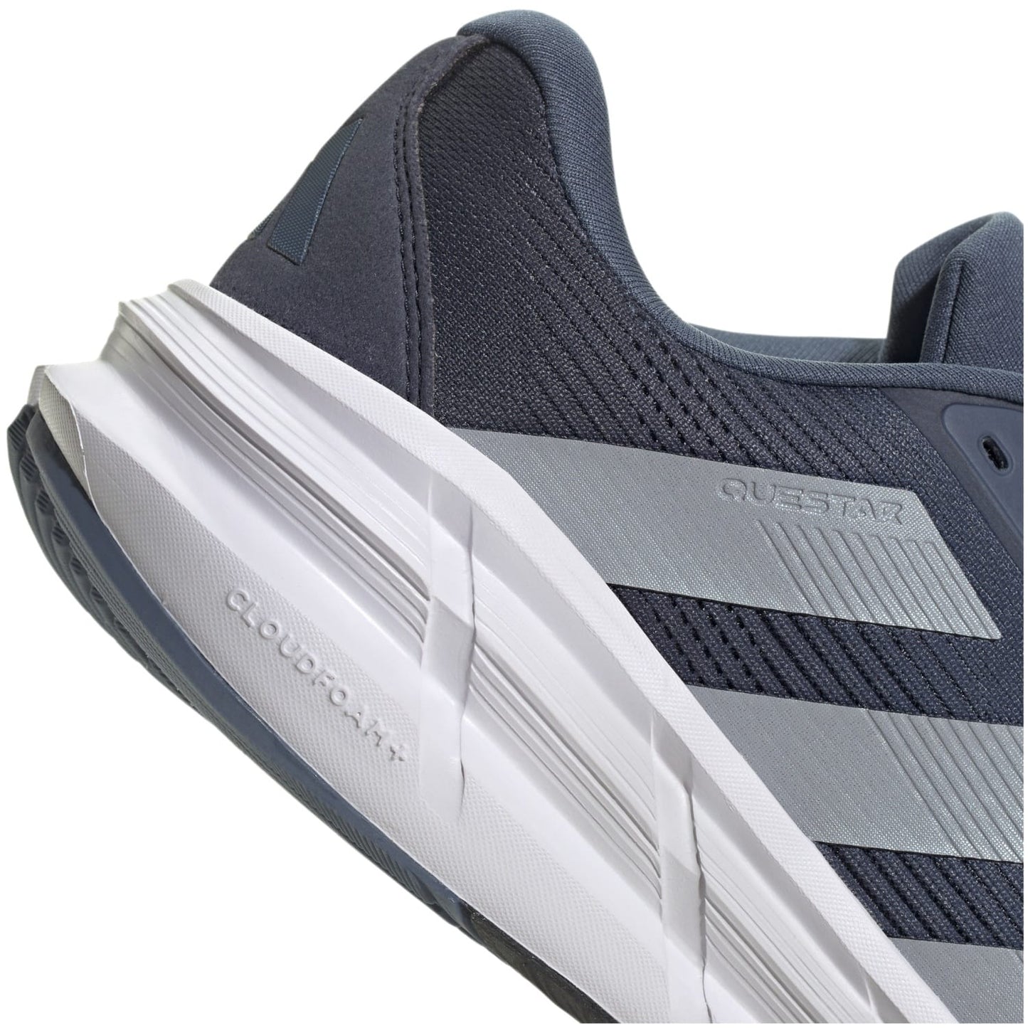 Adidas Questar 3 M