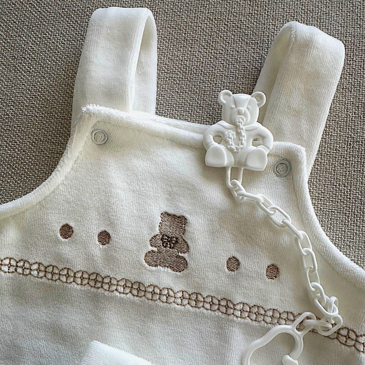 Babygrow Baby Bear 2 Peças com Prendedor de Chupeta