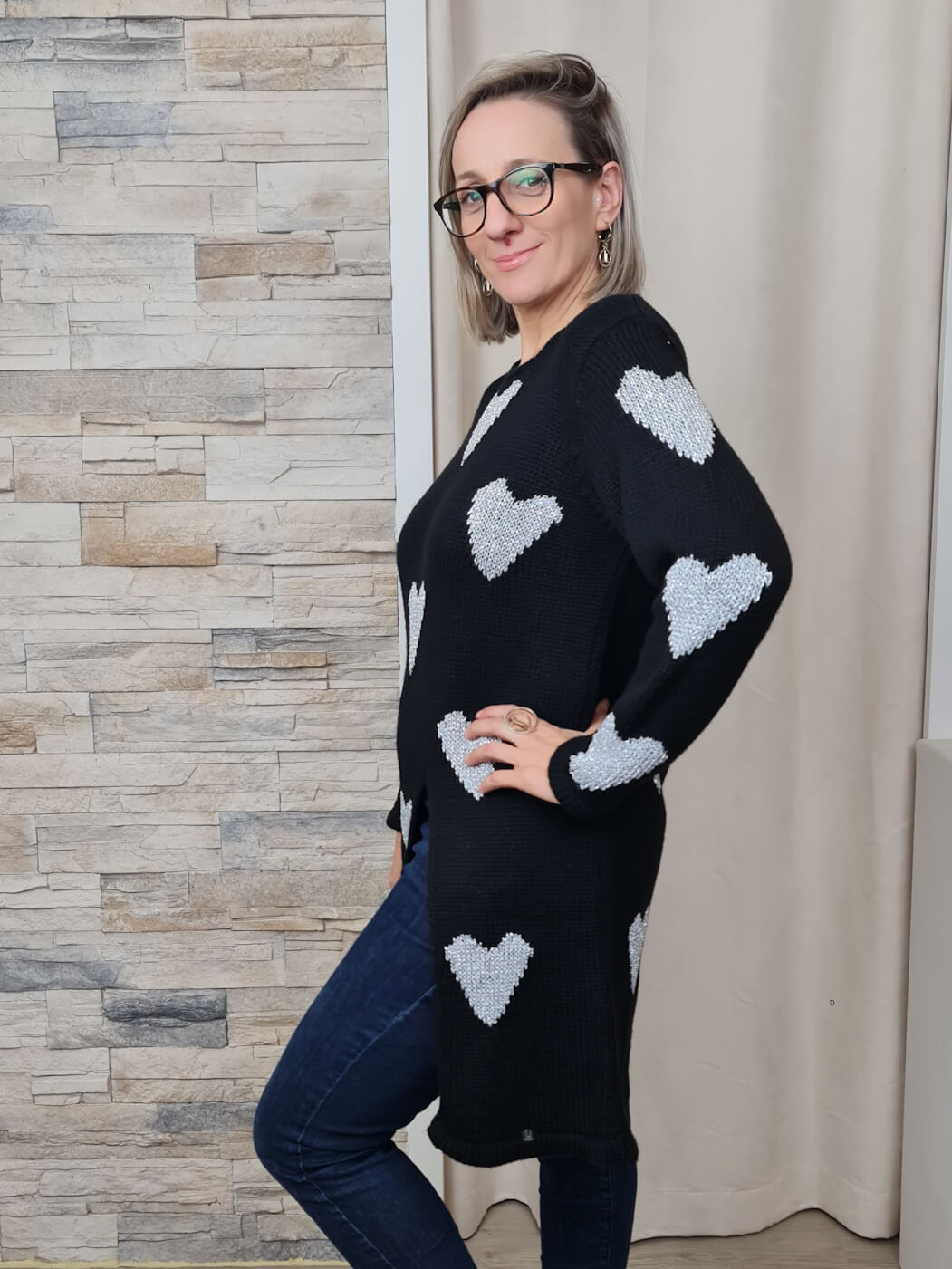 CAMISOLA CORAÇÕES PRETO RUGA