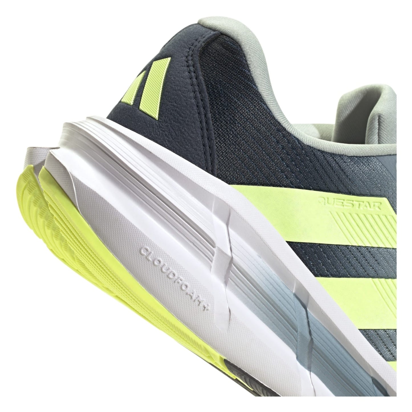 Adidas Questar 3 M