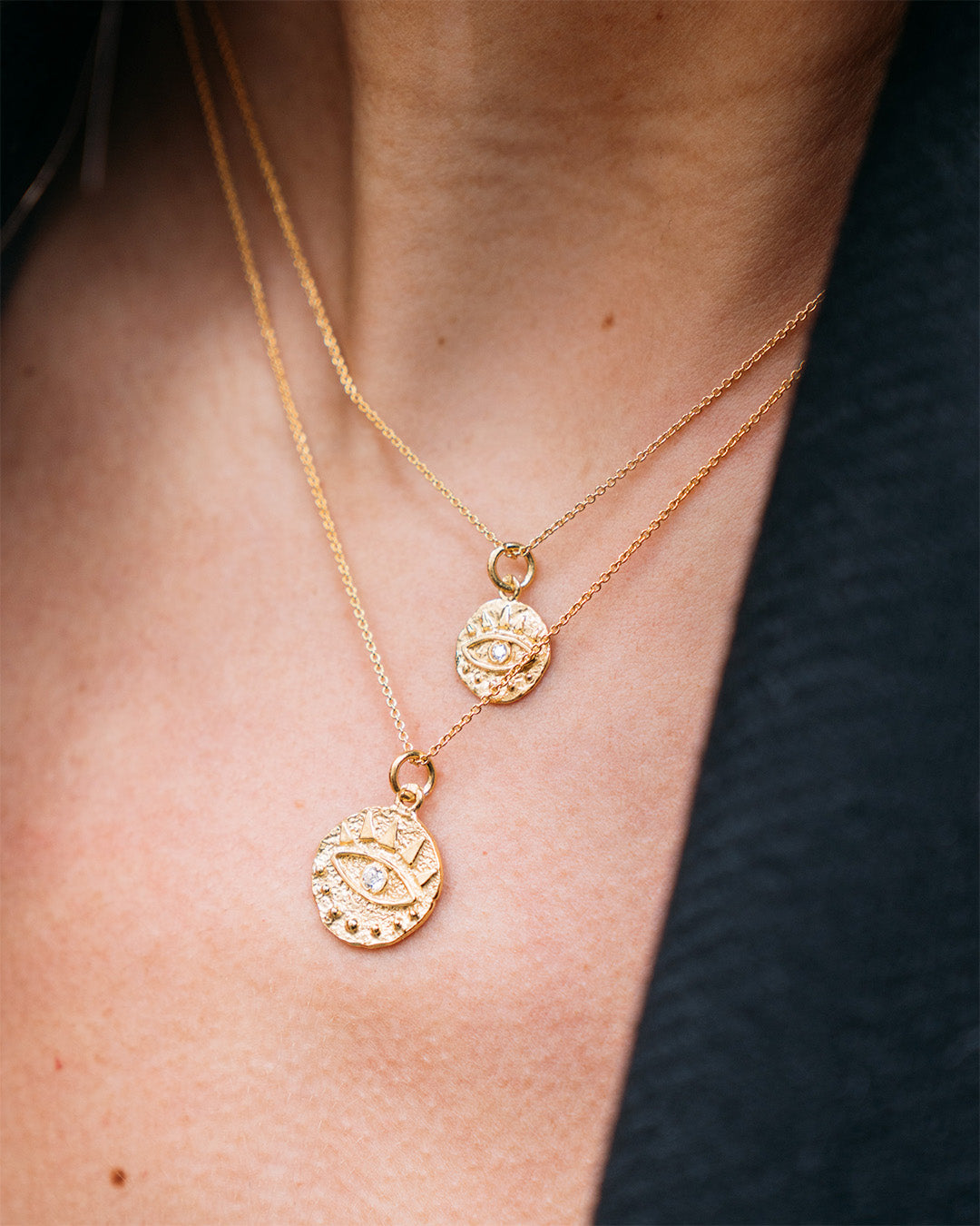 Colar Round Eye Mini