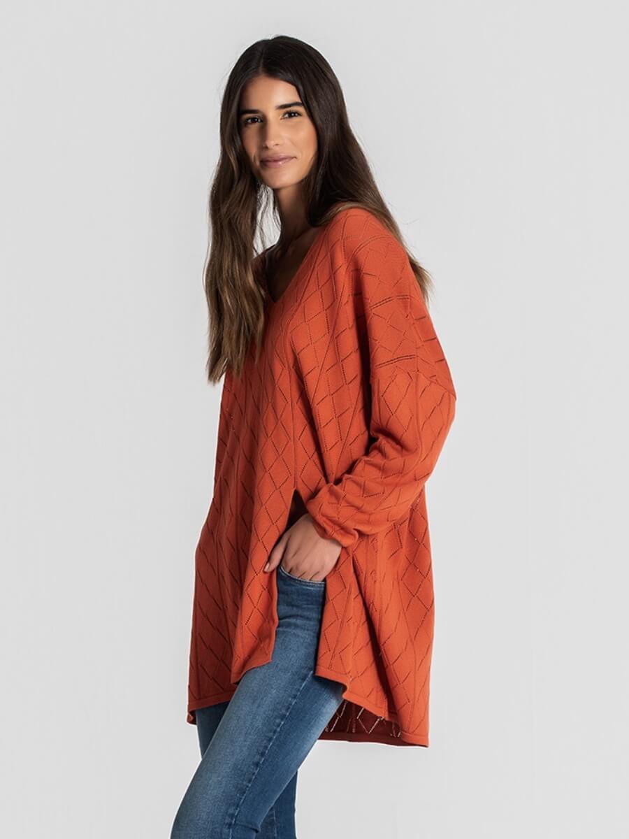 TÚNICA PERFURADA DECOTE EM V RUGA 3030