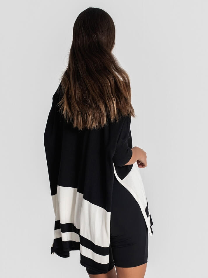 TÚNICA RISCAS COM OMBROS RECORTADOS RUGA 3051