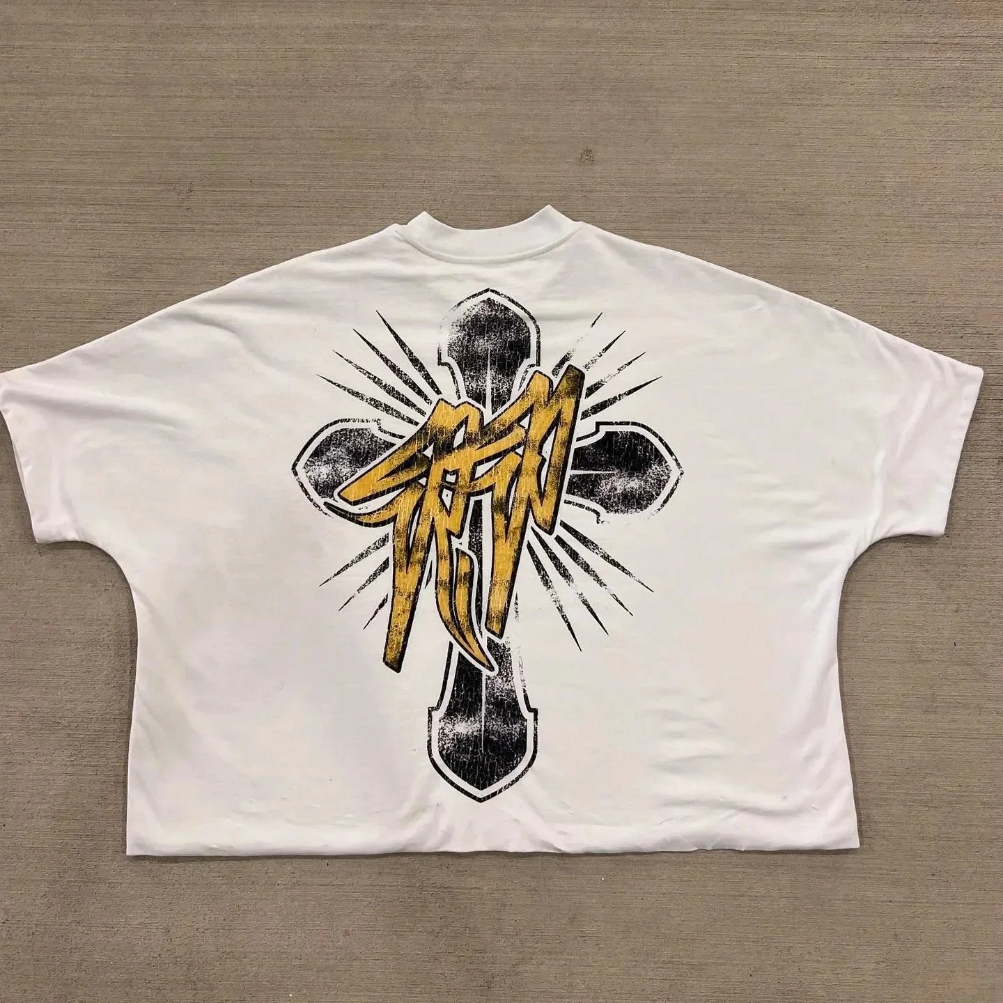 Y2K Super Oversized T-Shirt – Faith & Streetwear Cross Graphic Tee for Men