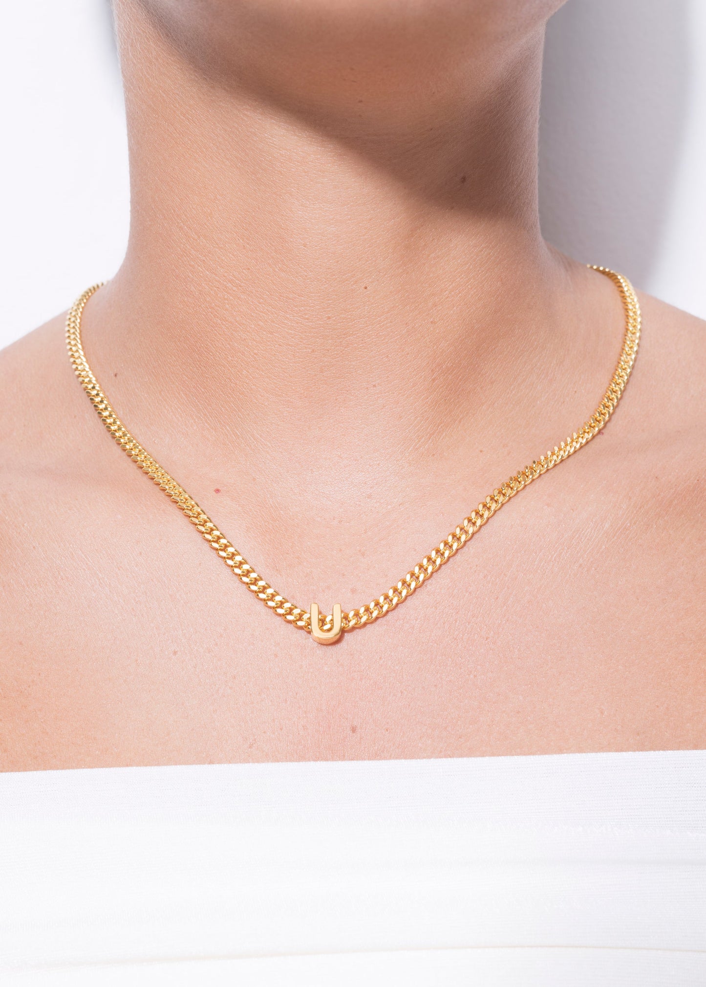 alphabet necklace with pendant U