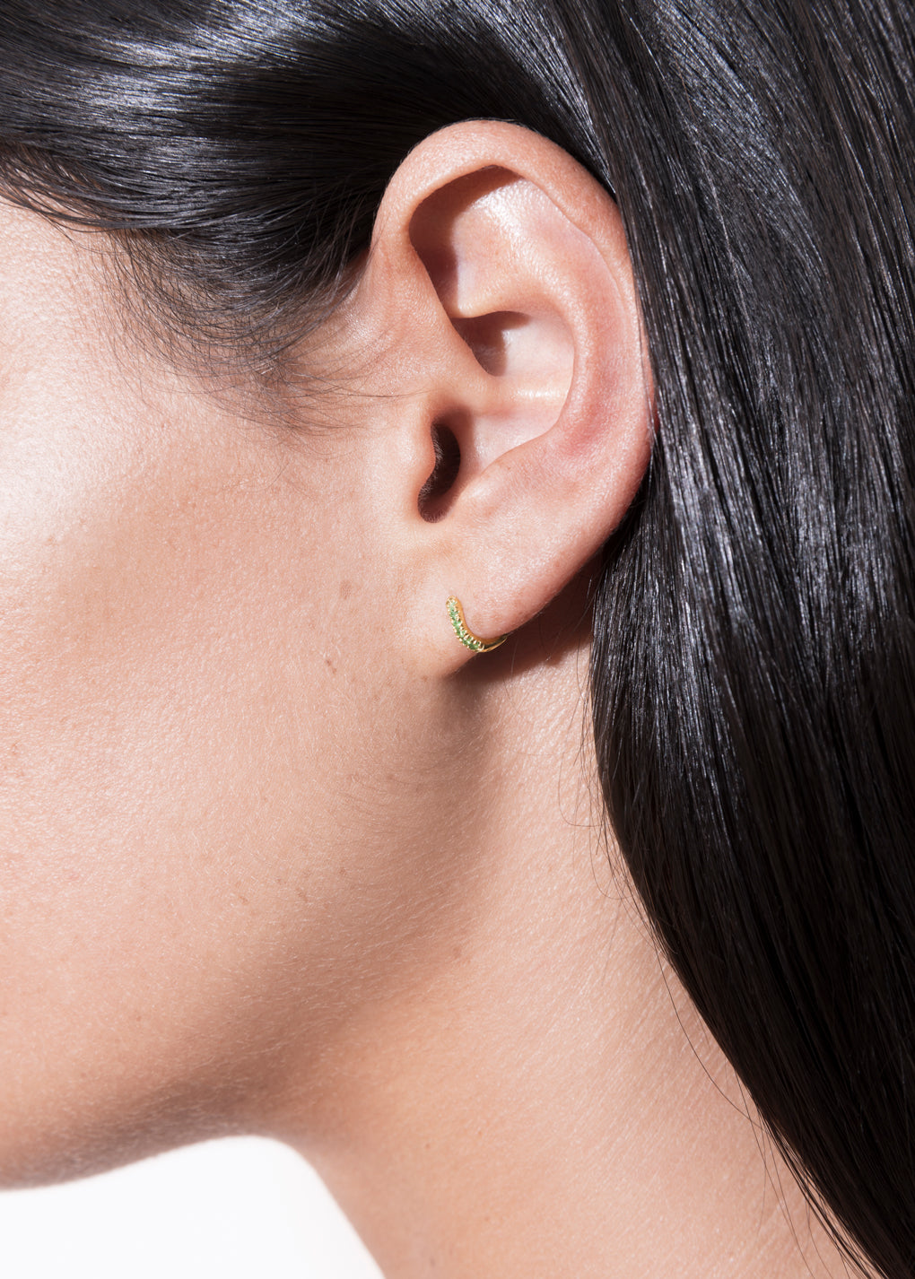 cate hoop 18k emerald